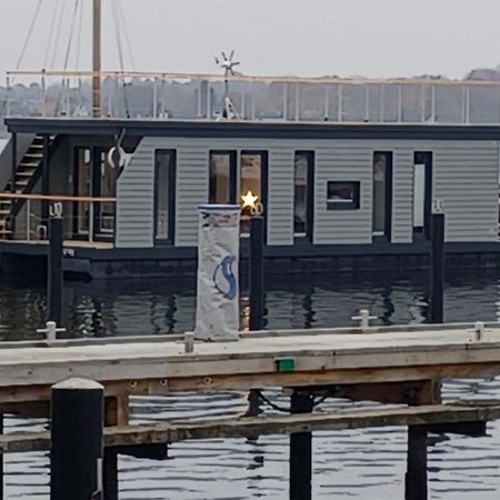Hausboot Gluecksmomente Mit Dachterrasse In Schleswig Am Ostseefjord Schlei Kültér fotó